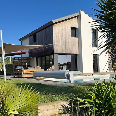 De Famille Avec Piscine *